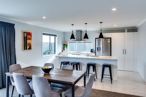 Photo of property in 24 Hurunui Drive, Te Awa, Napier, 4110