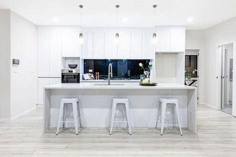 Photo of property in 53 Donegal Drive, Flat Bush, Auckland, 2019