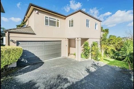 Photo of property in 2/23 Tui Glen Road, Birkenhead, Auckland, 0626