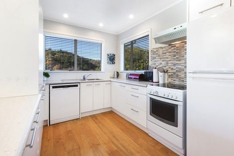 Photo of property in 6 Charthouse Lane, Whitby, Porirua, 5024