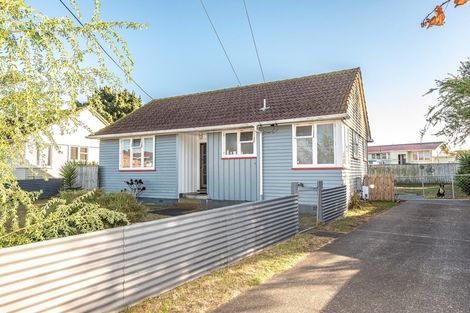 Photo of property in 51 Kowhai Street, Castlecliff, Whanganui, 4501