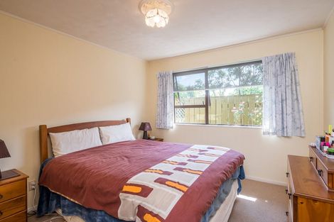 Photo of property in 5a Waimarie Avenue, Paraparaumu, 5032