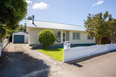 Photo of property in 87 Gordon Street, Dannevirke, 4930