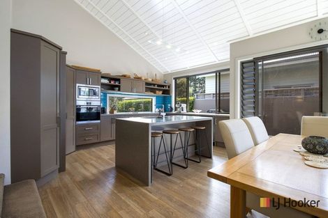 Photo of property in 5 Ian Place, Waihi Beach, 3611