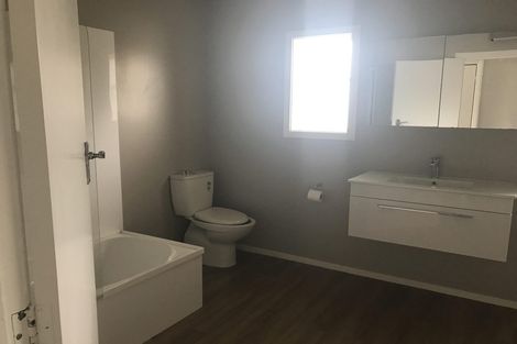 Photo of property in 211 Knowles Street, St Albans, Christchurch, 8052