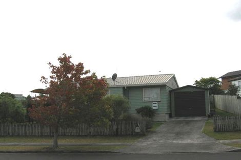 Photo of property in 1/2 Mallard Place, Unsworth Heights, Auckland, 0632