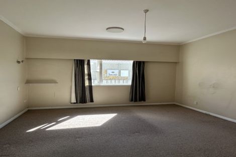 Photo of property in 96 Derwent Street, Island Bay, Wellington, 6023