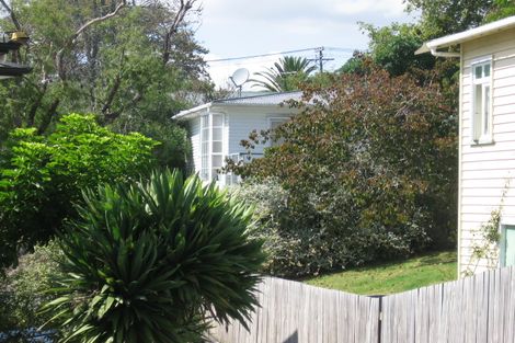 Photo of property in 13a Nikau Street, New Lynn, Auckland, 0600
