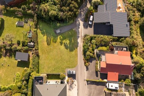 Photo of property in 8 Vangioni Lane, Akaroa, 7520