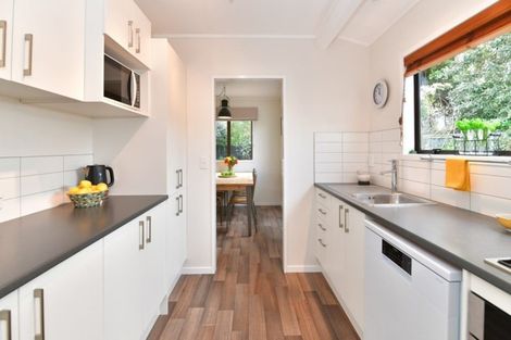 Photo of property in 12b Brandon Road, Manly, Whangaparaoa, 0930