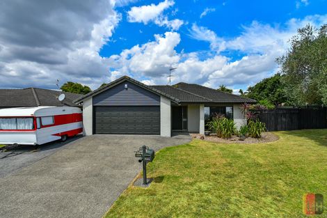 Photo of property in 204 Wattle Farm Road, Wattle Downs, Auckland, 2103