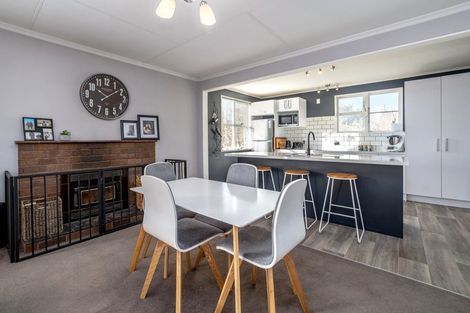 Photo of property in 46 Miller Street, Dannevirke, 4930