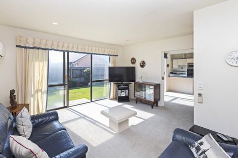 Photo of property in 112 Harewood Road, Papanui, Christchurch, 8053