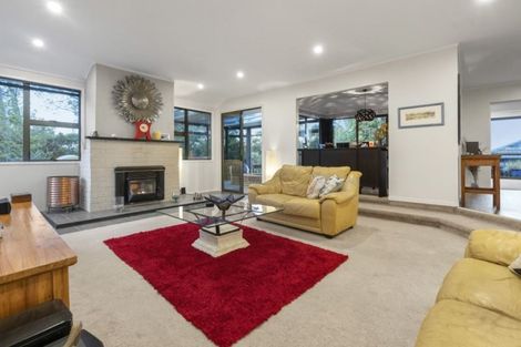 Photo of property in 14 David Beattie Place, Chatswood, Auckland, 0626