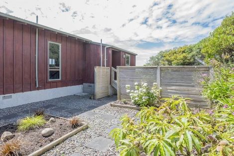 Photo of property in 37 Manuka Street, Otaki Beach, Otaki, 5512