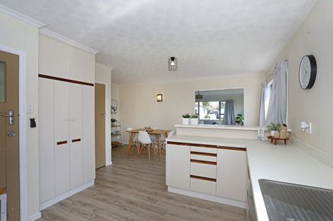 Photo of property in 19 Churchill Avenue, Feilding, 4702