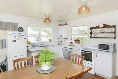 Photo of property in 1344 Back Ormond Road, Ormond, Gisborne, 4071