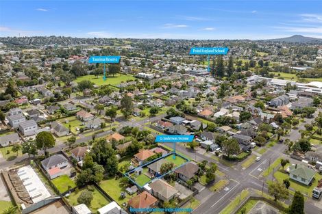 Photo of property in 51 Anderson Avenue, Point England, Auckland, 1072
