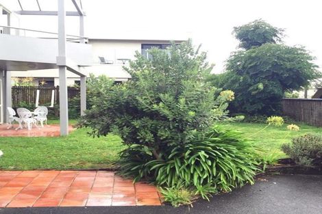 Photo of property in 2/59 The Parade, Bucklands Beach, Auckland, 2012