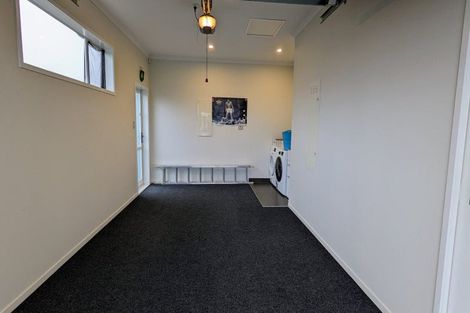 Photo of property in 12 Aro Mato Place, Huapai, Kumeu, 0810