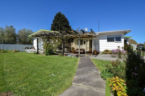Photo of property in 1 Hornsby Street, Carterton, 5713