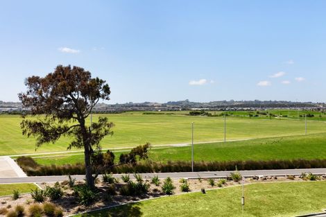 Photo of property in 1/150 Chapel Road, Flat Bush, Auckland, 2019