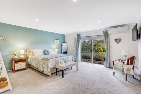 Photo of property in 170 Pomona Road, Kumeu, 0891