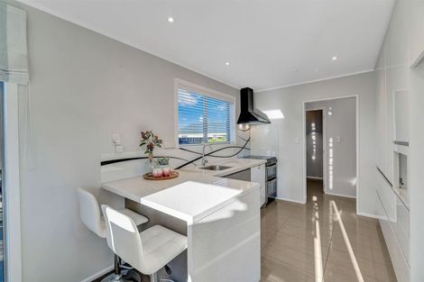 Photo of property in 16 Mahoe Street, Templeton, Christchurch, 8042