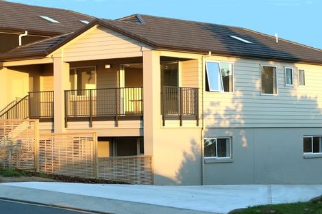 Photo of property in 5e Melia Place, Stanmore Bay, Whangaparaoa, 0932