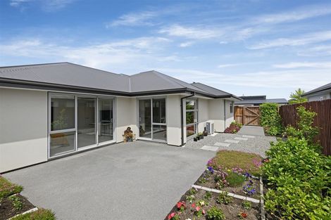 Photo of property in 7 Weruweru Street, Marshland, Christchurch, 8083