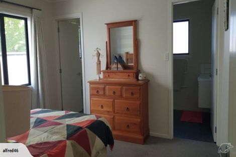 Photo of property in 28 Purnell Street, College Estate, Whanganui, 4500