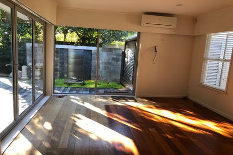 Photo of property in 2/31 Bracken Avenue, Takapuna, Auckland, 0622