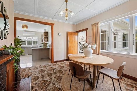 Photo of property in 33 Beach Street, Fitzroy, New Plymouth, 4312