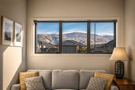 Photo of property in 63 Olds Crescent, Cromwell, 9310