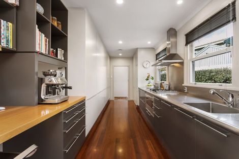 Photo of property in 48 Mcdougall Avenue, St Albans, Christchurch, 8014