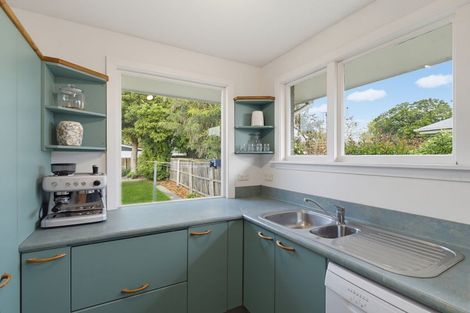 Photo of property in 16 Colesbury Street, Bishopdale, Christchurch, 8053