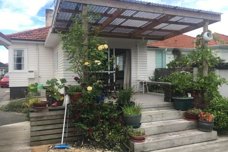 Photo of property in 38 Jellicoe Drive, Hamilton East, Hamilton, 3216