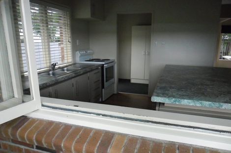 Photo of property in 15 Hattaway Avenue, Bucklands Beach, Auckland, 2012