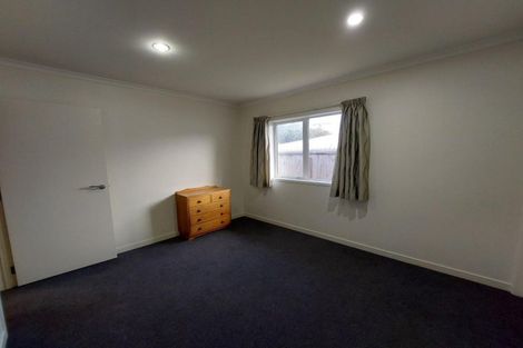 Photo of property in 33 Clemow Road, Fitzroy, New Plymouth, 4312