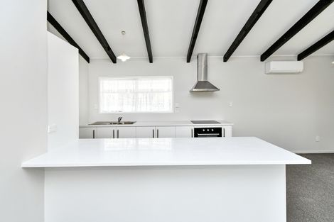 Photo of property in 2/162 Porchester Road, Papakura, 2110