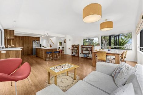 Photo of property in 58a Aramoana Avenue, Devonport, Auckland, 0624