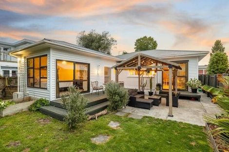 Photo of property in 1/126 Wairakei Road, Bryndwr, Christchurch, 8053