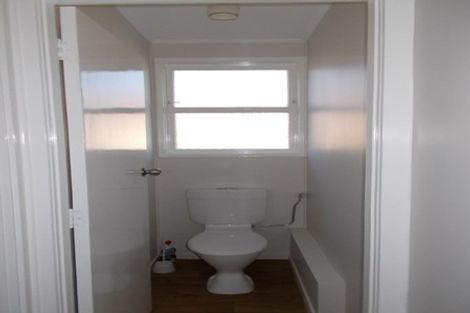 Photo of property in 1/43 Dale Crescent, Pakuranga, Auckland, 2010