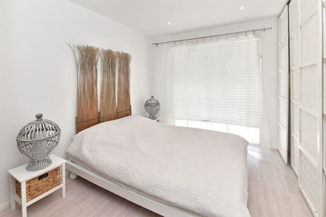 Photo of property in 4 Albert Hall Drive, Red Beach, 0932