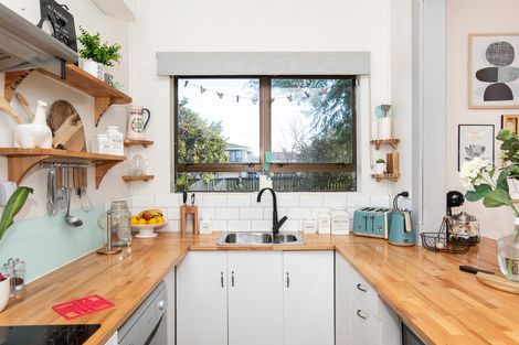 Photo of property in 586 Aberdeen Road, Te Hapara, Gisborne, 4010