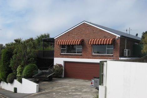 Photo of property in 16 Inverness Lane, Redcliffs, Christchurch, 8081