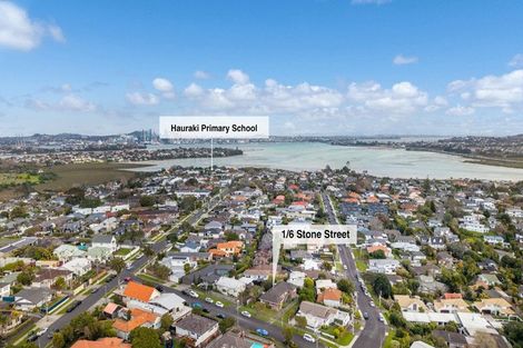 Photo of property in 1/6 Stone Street, Hauraki, Auckland, 0622