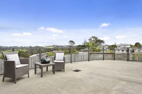Photo of property in 22 Carol Lee Place, Albany Heights, Auckland, 0632
