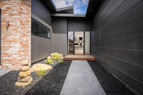 Photo of property in 3 Whakahaumako Road, Leamington, 3495