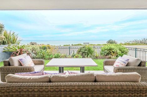 Photo of property in 135 North Shore Road, Eskdale, Napier, 4182